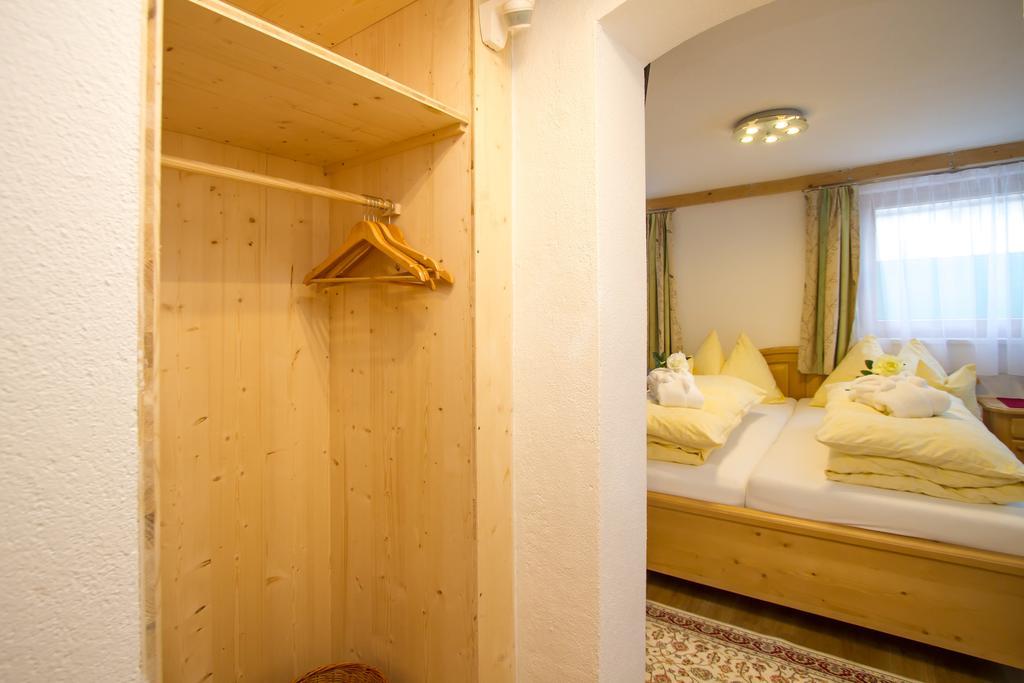 Gertis Ferienwohnung Hochfilzen Chambre photo